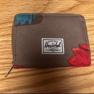Herschel Tyler Floral zip wallet